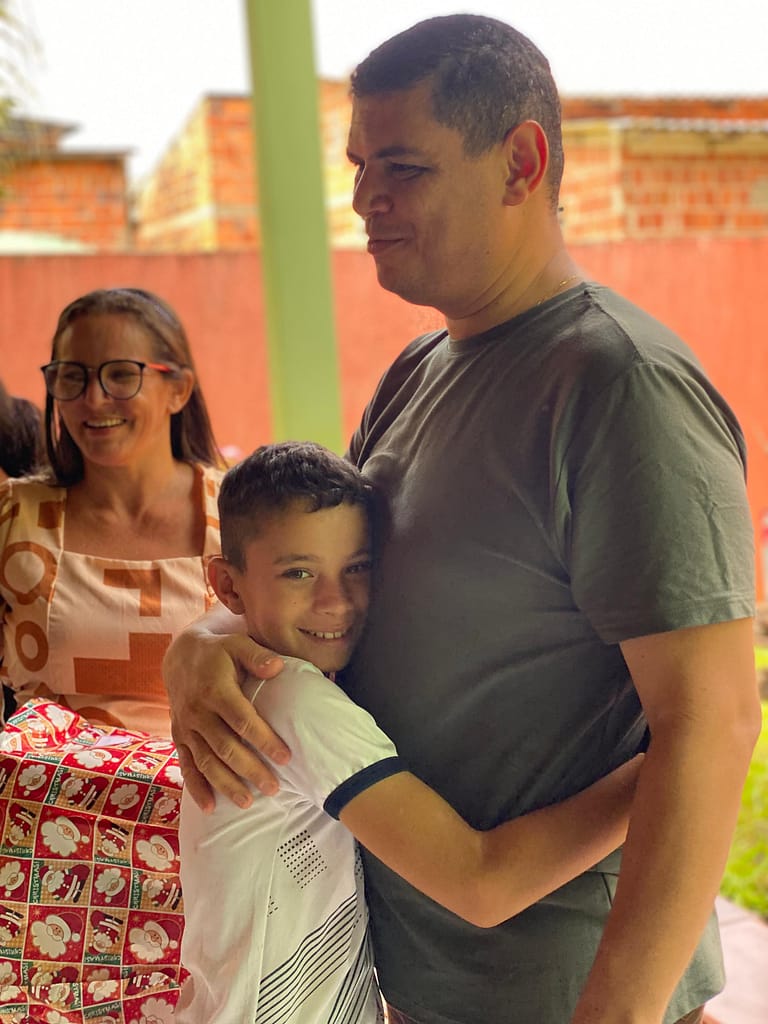 IMG-20251213-WA0387-1-768x1024 Cartinhas do Tio Pablo transforma sonhos em realidade em comunidades de Sena Madureira